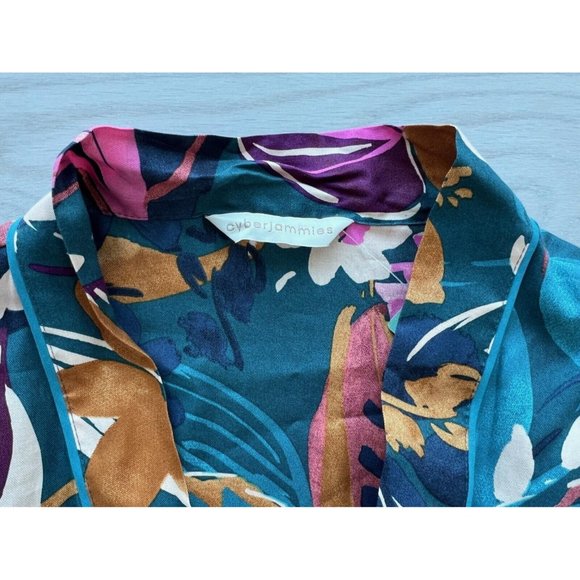 Cyberjammies Maple Leaf Print Long Dressing Gown ( US 12 ) - Picture 3 of 3